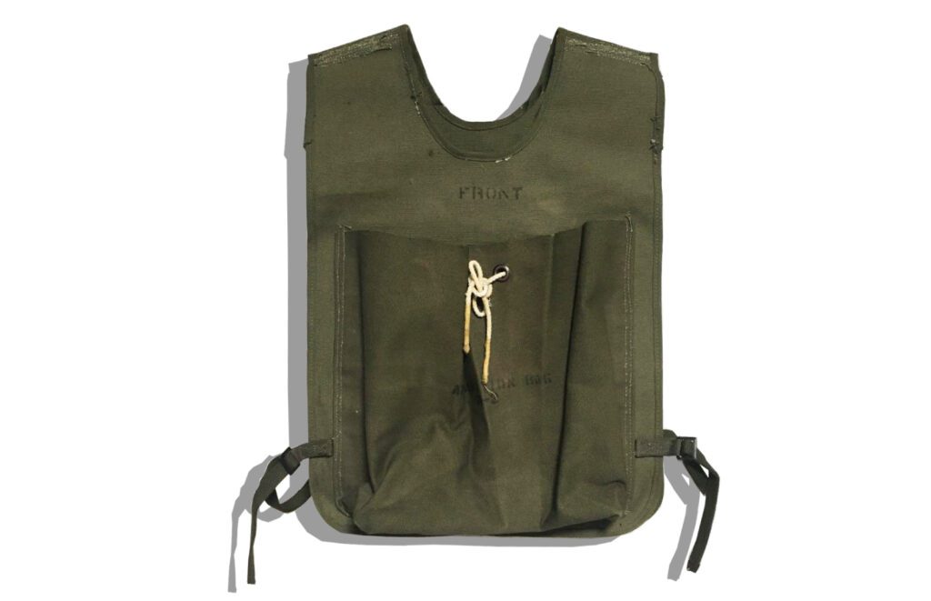 US ARMY Ammunition Carrying Bag M2 Front 1940s