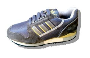 Adidas ZX220